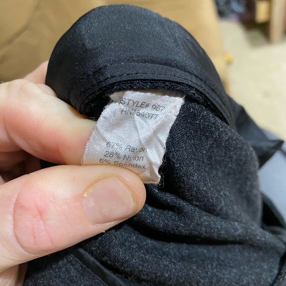 CAbi #967 Audrey Charcoal Grey Ponte Stretch Side Zip Pants size 0- 86 - Picture 4 of 4